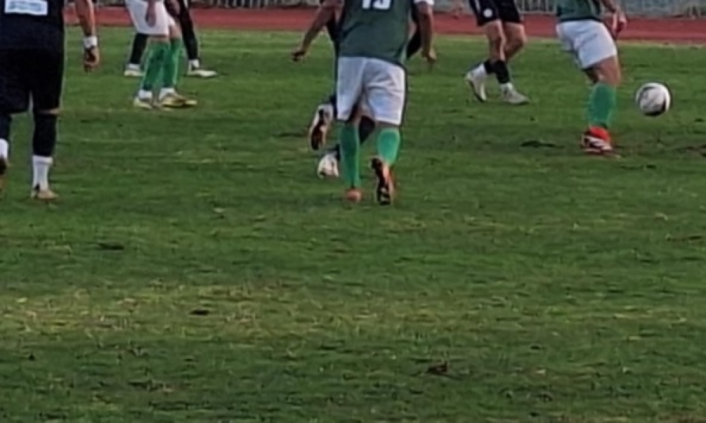 &Alpha;΄ &Kappa;&alpha;&tau;&eta;&gamma;&omicron;&rho;ί&alpha; &Lambda;&alpha;&kappa;&omega;&nu;ί&alpha;&sigmaf;: &Sigma;&tau;&omicron; &zeta;&epsilon;&nu;ί&theta; &eta; &kappa;ό&nu;&tau;&rho;&alpha; &gamma;&iota;&alpha; &tau;&omicron;&nu; &tau;ί&tau;&lambda;&omicron;