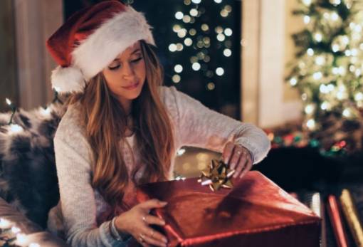 Τα 5 ζώδια που λατρεύουν τα Χριστούγεννα