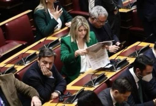 Ο «Λακωνικός Τύπος» στη Βουλή