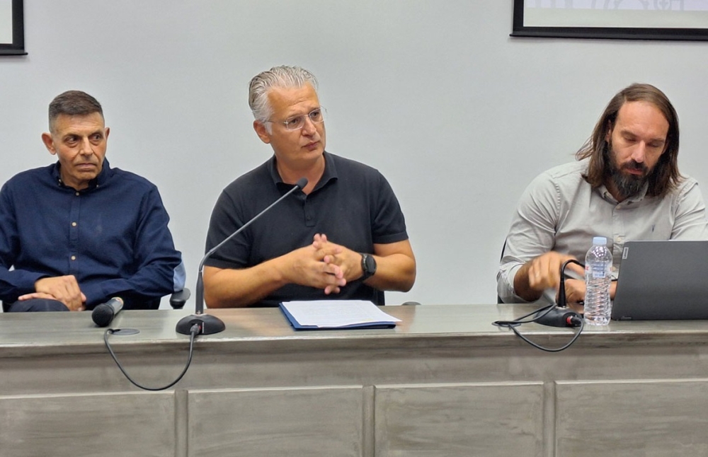 &Pi;&epsilon;&rho;&iota;(&Omicron;&Chi;&Epsilon;)&sigmaf; &epsilon;&nu; &delta;&rho;ά&sigma;&eta; &mu;&epsilon; &sigma;&tau;&rho;&alpha;&tau;&eta;&gamma;&iota;&kappa;ή &sigma;&tau;&eta;&nu; &Pi;&epsilon;&lambda;&omicron;&pi;ό&nu;&nu;&eta;&sigma;&omicron;