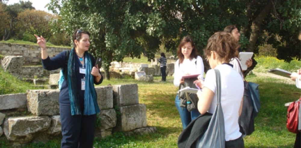 &Pi;&iota;&theta;&alpha;&nu;ή &mu;&epsilon;&lambda;&lambda;&omicron;&nu;&tau;&iota;&kappa;ά &eta; ί&delta;&rho;&upsilon;&sigma;&eta; &Sigma;&chi;&omicron;&lambda;ή&sigmaf; &Xi;&epsilon;&nu;&alpha;&gamma;ώ&nu; &sigma;&tau;&eta;&nu; &Pi;&epsilon;&lambda;&omicron;&pi;ό&nu;&nu;&eta;&sigma;&omicron;