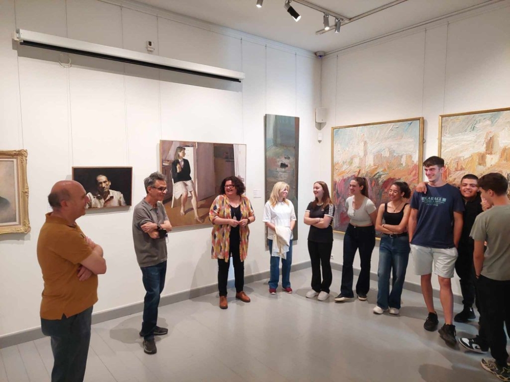 &Mu;&epsilon; &mu;&alpha;&theta;&eta;&tau;έ&sigmaf; &tau;&omicron;&upsilon; 1&omicron;&upsilon; &Gamma;&Epsilon;&Lambda; &Sigma;&pi;ά&rho;&tau;&eta;&sigmaf;  &sigma;&upsilon;&nu;&omicron;&mu;ί&lambda;&eta;&sigma;&epsilon; &omicron; &zeta;&omega;&gamma;&rho;ά&phi;&omicron;&sigmaf; &Gamma;. &Rho;ό&rho;&rho;&eta;&sigmaf;