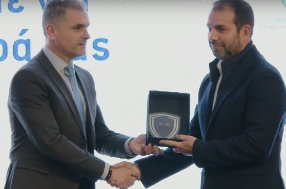 &Epsilon;&kappa;&lambda;&epsilon;&kappa;&tau;ή &tau;&omega;&nu; &mu;ά&chi;&iota;&mu;&omega;&nu; &kappa;&alpha;&iota; &alpha;&pi;&omicron;&tau;&epsilon;&lambda;&epsilon;&sigma;&mu;&alpha;&tau;&iota;&kappa;ώ&nu; &pi;&alpha;&nu;&epsilon;&lambda;&lambda;&alpha;&delta;&iota;&kappa;ά &eta; &Pi;&omicron;&lambda;&iota;&tau;&iota;&kappa;ή &Pi;&rho;&omicron;&sigma;&tau;&alpha;&sigma;ί&alpha; &Sigma;&pi;ά&rho;&tau;&eta;&sigmaf;