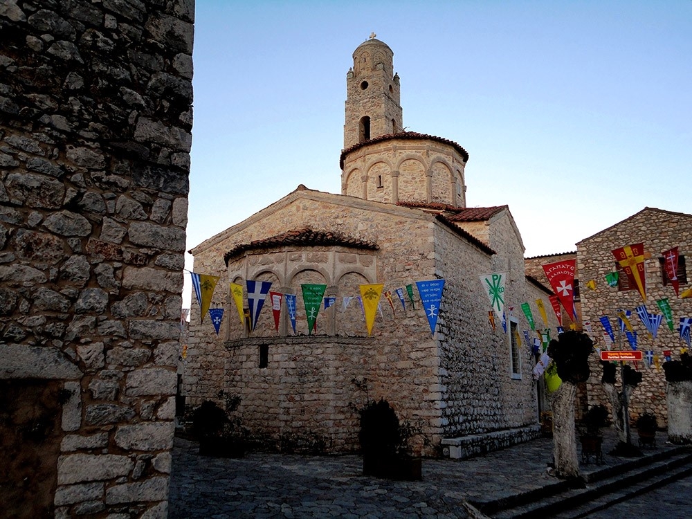 &Omicron; &epsilon;&sigma;&pi;&epsilon;&rho;&iota;&nu;ό&sigmaf; &tau;&eta;&sigmaf; &sigma;&upsilon;&gamma;&gamma;&nu;ώ&mu;&eta;&sigmaf; &sigma;&tau;&omicron;&nu; &Iota;&Nu; &Pi;&alpha;&mu;&mu;&epsilon;&gamma;ί&sigma;&tau;&omega;&nu; &Tau;&alpha;&xi;&iota;&alpha;&rho;&chi;ώ&nu; &Alpha;&rho;&epsilon;&omicron;&pi;ό&lambda;&epsilon;&omega;&sigmaf;