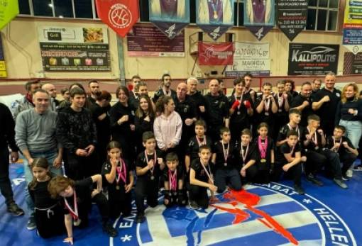 Σπαρτιάτες μαχητές με μέταλλο πρωταθλητή στο Διασυλλογικό Πρωτάθλημα Savate