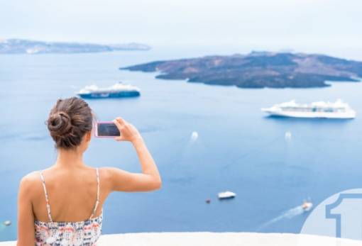 Mειώθηκαν οι τουριστικές εισπράξεις και τον Αύγουστο