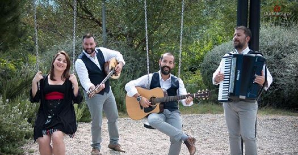 &Tau;&omicron; &mu;&omicron;&upsilon;&sigma;&iota;&kappa;ό &sigma;&chi;ή&mu;&alpha; &laquo;&Gamma;&rho;&alpha;&mu;&mu;έ&sigmaf;&raquo; &kappa;ά&nu;&epsilon;&iota; &sigma;&tau;ά&sigma;&eta; &sigma;&tau;&eta; &Beta;&alpha;&mu;&beta;&alpha;&kappa;&omicron;ύ