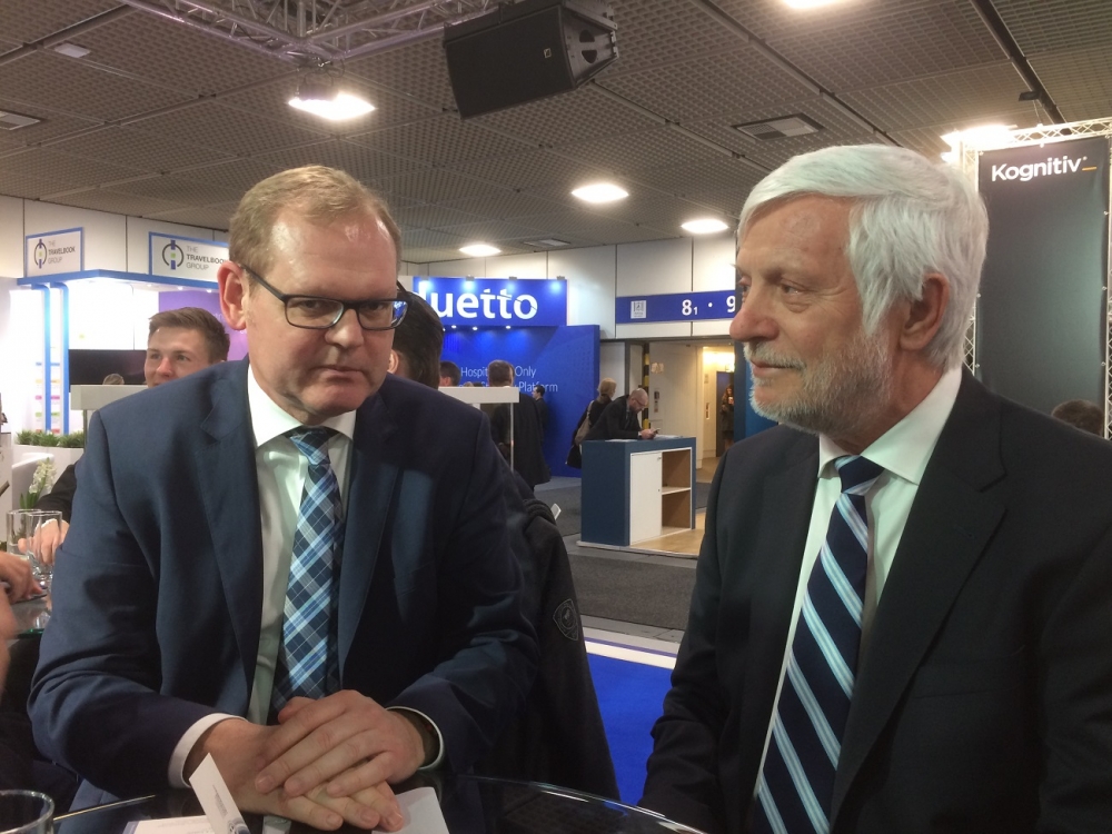 H &Pi;&epsilon;&lambda;&omicron;&pi;ό&nu;&nu;&eta;&sigma;&omicron;&sigmaf; &tau;&omicron; &pi;&alpha;&gamma;&kappa;ό&sigma;&mu;&iota;&omicron; &pi;&rho;ό&tau;&upsilon;&pi;&omicron; &alpha;&epsilon;&iota;&phi;ό&rho;&alpha;&sigmaf; &tau;&omicron;&upsilon;&rho;&iota;&sigma;&tau;&iota;&kappa;ή&sigmaf; &alpha;&nu;ά&pi;&tau;&upsilon;&xi;&eta;&sigmaf;