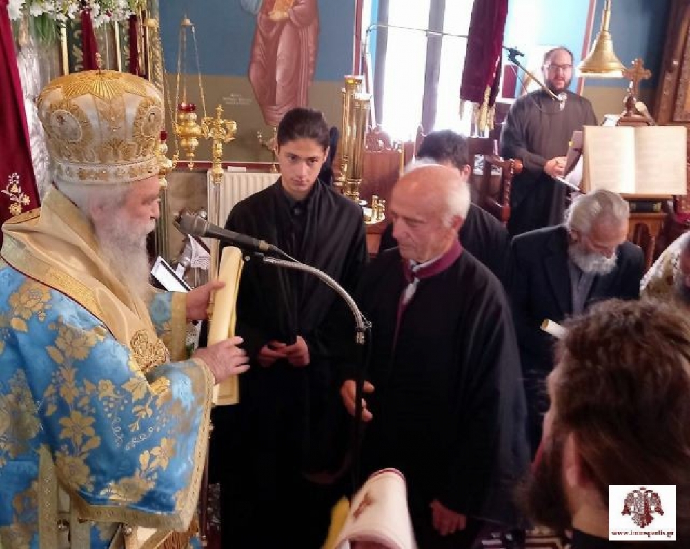 &Epsilon;&pi;&alpha;ί&nu;&epsilon;&sigma;&epsilon; &tau;&eta;&nu; ά&omicron;&kappa;&nu;&eta; &pi;&rho;&omicron;&sigma;&phi;&omicron;&rho;ά &Iota;&epsilon;&rho;&omicron;&psi;&alpha;&lambda;&tau;ώ&nu; &omicron; &Mu;&eta;&tau;&rho;&omicron;&pi;&omicron;&lambda;ί&tau;&eta;&sigmaf; &Epsilon;&upsilon;&sigma;&tau;ά&theta;&iota;&omicron;&sigmaf;