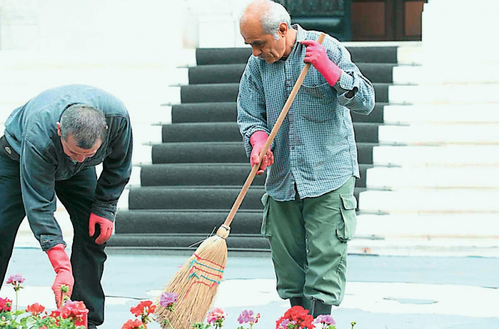 &laquo;&Xi;&epsilon;&sigma;&kappa;&omicron;&nu;ί&zeta;&omicron;&upsilon;&nu;&raquo; &tau;&omicron;&upsilon;&sigmaf; &Delta;ή&mu;&omicron;&upsilon;&sigmaf; &gamma;&iota;&alpha; &tau;&eta;&nu; &Kappa;&omicron;&iota;&nu;&omega;&phi;&epsilon;&lambda;ή &Epsilon;&rho;&gamma;&alpha;&sigma;ί&alpha;