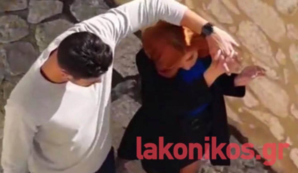 &Omicron; &tau;&epsilon;&lambda;&iota;&kappa;ό&sigmaf; &tau;&omicron;&upsilon; &laquo;Bachelor&raquo; &gamma;&upsilon;&rho;ί&zeta;&epsilon;&tau;&alpha;&iota; &sigma;&tau;&eta; &Mu;ά&nu;&eta;