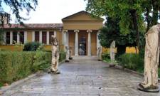 &Mu;&iota;&alpha; &mu;έ&rho;&alpha; &alpha;&phi;&iota;&epsilon;&rho;&omega;&mu;έ&nu;&eta; &sigma;&tau;&eta;&nu; &Iota;&sigma;&tau;&omicron;&rho;ί&alpha;: &Epsilon;&lambda;&epsilon;ύ&theta;&epsilon;&rho;&eta; &epsilon;ί&sigma;&omicron;&delta;&omicron;&sigmaf; &alpha;ύ&rho;&iota;&omicron; &sigma;&epsilon; &mu;&nu;&eta;&mu;&epsilon;ί&alpha; &kappa;&alpha;&iota; &mu;&omicron;&upsilon;&sigma;&epsilon;ί&alpha;