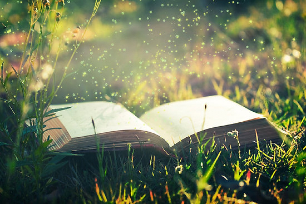 &Omicron; &beta;&alpha;&sigma;&iota;&lambda;&iota;ά&sigmaf; &epsilon;ί&nu;&alpha;&iota; &gamma;&upsilon;&mu;&nu;ό&sigmaf;