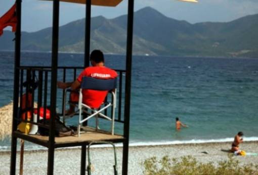 Πέντε προσλήψεις ναυαγοσωστών από το Δήμο Αν. Μάνης