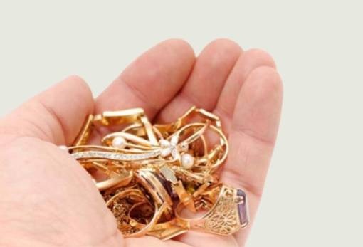 Απάτη-«φωτιά» στην περιοχή Σπάρτης: Το κόλπο με το ηλεκτρικό που σκάρωσαν επιτήδειοι για να αρπάξουν χρυσαφικά