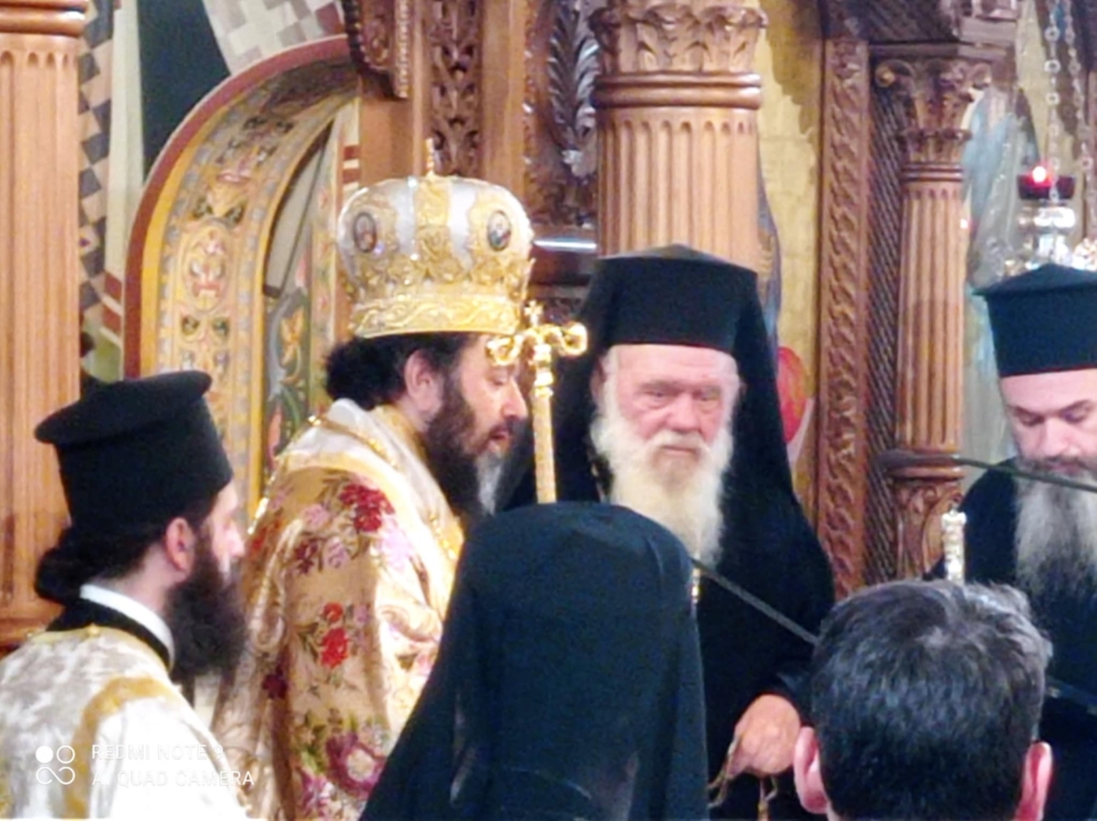 &Delta;&eta;&mu;&alpha;&kappa;ό&gamma;&iota;&alpha;&nu;&nu;&eta;&sigmaf; &gamma;&iota;&alpha; &tau;&omicron;&nu; &Mu;&alpha;&nu;&iota;ά&tau;&eta; &Mu;&eta;&tau;&rho;&omicron;&pi;&omicron;&lambda;ί&tau;&eta; &Kappa;&omicron;&nu;ί&tau;&sigma;&eta;&sigmaf;: &laquo;Ά&xi;&iota;&omicron;&sigmaf; &tau;&eta;&sigmaf; &Epsilon;&kappa;&kappa;&lambda;&eta;&sigma;ί&alpha;&sigmaf; &mu;&alpha;&sigmaf;  &pi;&omicron;&upsilon; &kappa;&alpha;&lambda;&epsilon;ί&tau;&alpha;&iota; &nu;&alpha; &gamma;ί&nu;&epsilon;&iota; ά&xi;&iota;&omicron;&sigmaf; &kappa;&alpha;&iota; &tau;&omicron;&upsilon; έ&theta;&nu;&omicron;&upsilon;&sigmaf;&raquo;