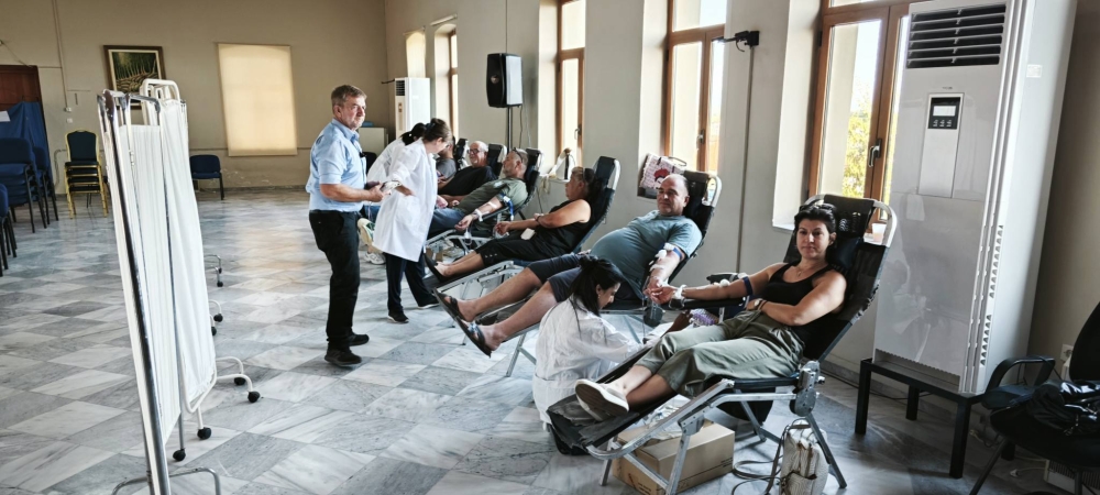 &Eta; &Sigma;&kappa;ά&lambda;&alpha; έ&delta;&epsilon;&iota;&xi;&epsilon; ό&tau;&iota; &eta; &alpha;&lambda;&lambda;&eta;&lambda;&epsilon;&gamma;&gamma;ύ&eta; &laquo;&kappa;&upsilon;&lambda;ά&raquo; &sigma;&tau;&omicron; &alpha;ί&mu;&alpha;