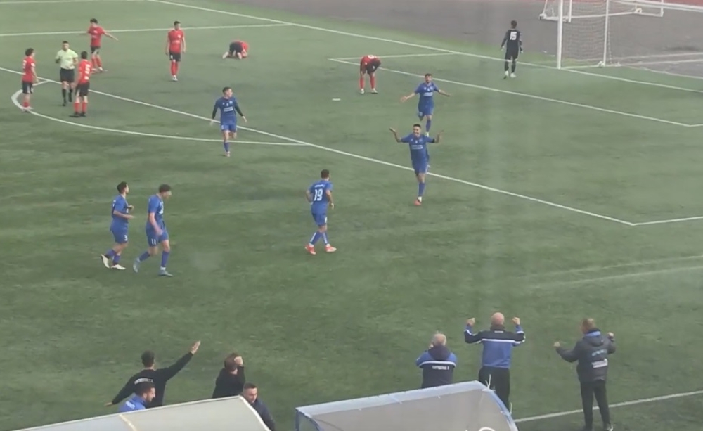 &Gamma;΄ &Epsilon;&theta;&nu;&iota;&kappa;ή: &laquo;&Pi;&epsilon;&nu;&tau;ά&sigma;&phi;&alpha;&iota;&rho;&omicron;&sigmaf;&raquo; &Pi;&alpha;&nu;&gamma;&upsilon;&theta;&epsilon;&alpha;&tau;&iota;&kappa;ό&sigmaf; &sigma;&kappa;ό&rho;&pi;&iota;&sigma;&epsilon; &tau;&omicron;&nu; &Pi;&alpha;&nu;&nu;&alpha;&upsilon;&pi;&lambda;&iota;&alpha;&kappa;ό