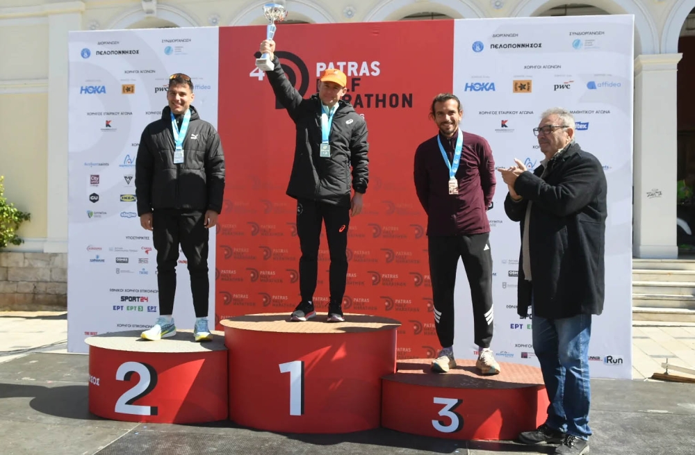 &laquo;&Pi;έ&tau;&alpha;&xi;&epsilon;&raquo; &sigma;&tau;&eta;&nu; &Pi;ά&tau;&rho;&alpha; &omicron; &Tau;&alpha;&rho;ά&tau;&sigma;&alpha;&sigmaf; &tau;&omicron;&upsilon; &Alpha;&Pi;&Omicron;&Epsilon;&Lambda; &Mu;&omicron;&lambda;ά&omega;&nu;!