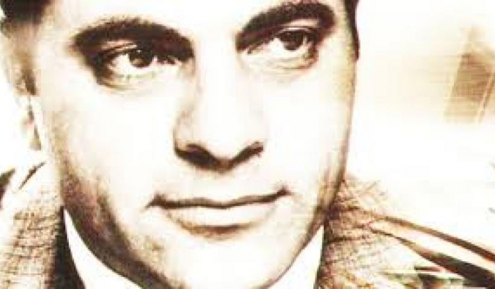 &Sigma;&tau;&omicron; &Theta;&epsilon;&omicron;&lambda;ό&gamma;&omicron; &omicron;&iota; &laquo;&Phi;ί&lambda;&omicron;&iota; &Sigma;&tau;έ&lambda;&iota;&omicron;&upsilon; &Kappa;&alpha;&zeta;&alpha;&nu;&tau;&zeta;ί&delta;&eta;&raquo;