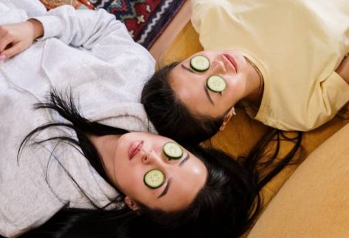 Φτιάξε μόνη σου ένα super δροσερό mist προσώπου με αγγούρι και αλόη