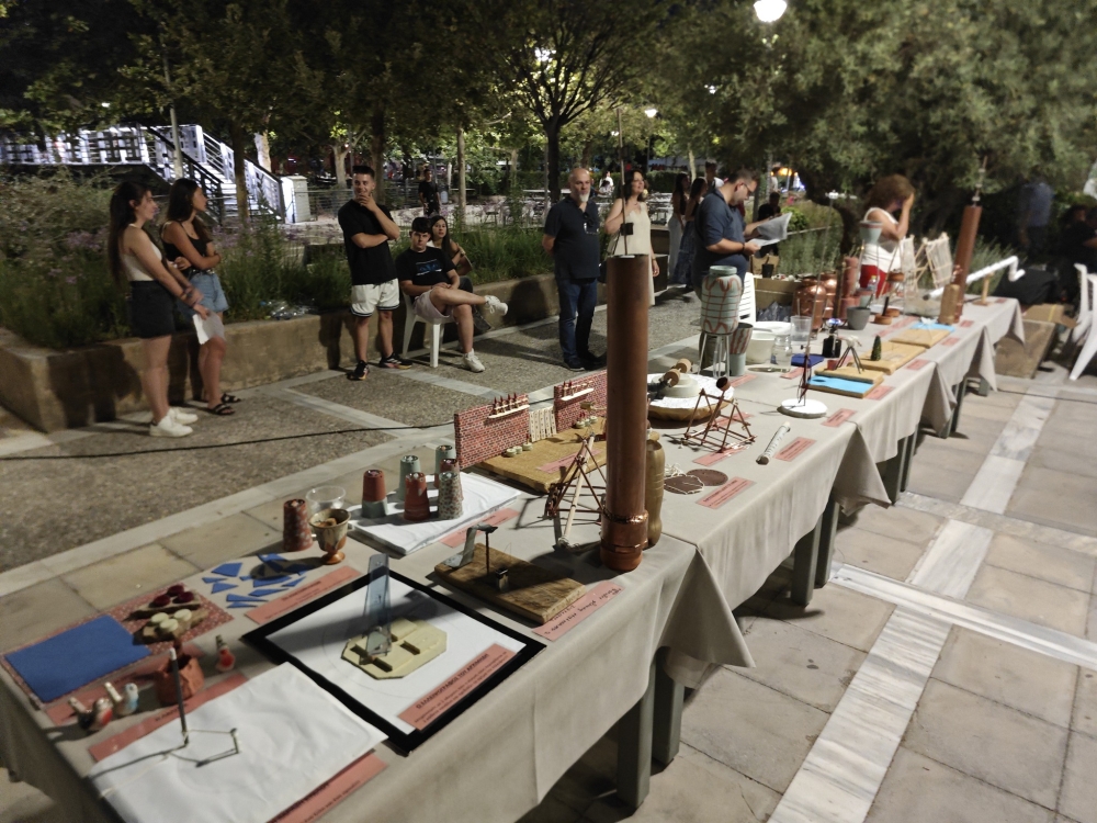 &Alpha;&pi;&omicron;&theta;έ&omega;&sigma;&eta; &tau;&eta;&sigmaf; &mu;&alpha;&theta;&eta;&tau;&iota;&kappa;ή&sigmaf; &delta;&eta;&mu;&iota;&omicron;&upsilon;&rho;&gamma;ί&alpha;&sigmaf; &kappa;&alpha;&iota; &kappa;&alpha;&iota;&nu;&omicron;&tau;&omicron;&mu;ί&alpha;&sigmaf; &sigma;&tau;&eta; &Sigma;&kappa;ά&lambda;&alpha;