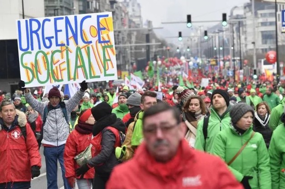 &Delta;&iota;&kappa;&alpha;&sigma;&tau;&iota;&kappa;ή &alpha;&pi;ό&phi;&alpha;&sigma;&eta;-&sigma;&tau;&alpha;&theta;&mu;ό&sigmaf; &sigma;&tau;&eta;&nu; &Epsilon;&Epsilon; &gamma;&iota;&alpha; &tau;&omicron;&nu; &kappa;&alpha;&tau;ώ&tau;&alpha;&tau;&omicron; &mu;&iota;&sigma;&theta;ό