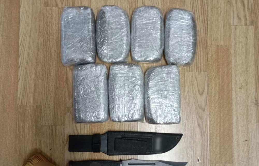 3 &kappa;&iota;&lambda;ά &eta;&rho;&omega;ί&nu;&eta;&sigmaf; &kappa;&alpha;&iota; έ&nu;&alpha;&nu; 46&chi;&rho;&omicron;&nu;&omicron; &laquo;έ&pi;&iota;&alpha;&sigma;&epsilon;&raquo; &eta; &Delta;&Alpha; &Lambda;&alpha;&kappa;&omega;&nu;ί&alpha;&sigmaf;