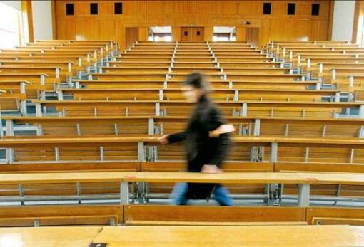 Ψηφιακά θα διενεργηθούν οι εξετάσεις των Πανεπιστημίων