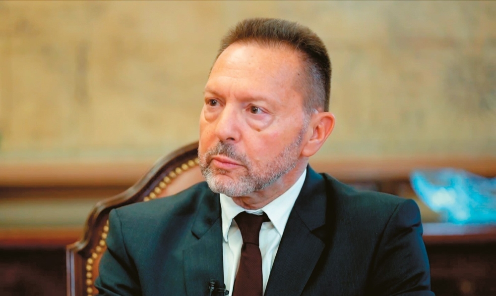 &Sigma;&tau;&omicron;&upsilon;&rho;&nu;ά&rho;&alpha;&sigmaf;: &Eta; &Epsilon;&lambda;&lambda;ά&delta;&alpha; &delta;&epsilon;&nu; έ&chi;&epsilon;&iota; &tau;&eta;&nu; &pi;&omicron;&lambda;&upsilon;&tau;έ&lambda;&epsilon;&iota;&alpha; &nu;&alpha; &alpha;&sigma;&kappa;ή&sigma;&epsilon;&iota; &xi;&alpha;&nu;ά &alpha;&lambda;ό&gamma;&iota;&sigma;&tau;&epsilon;&sigmaf; &pi;&omicron;&lambda;&iota;&tau;&iota;&kappa;έ&sigmaf;