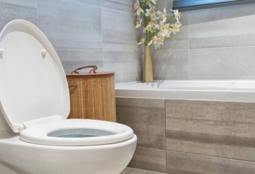 Το DIY αρωματικό τουαλέτας για φυσική φρεσκάδα