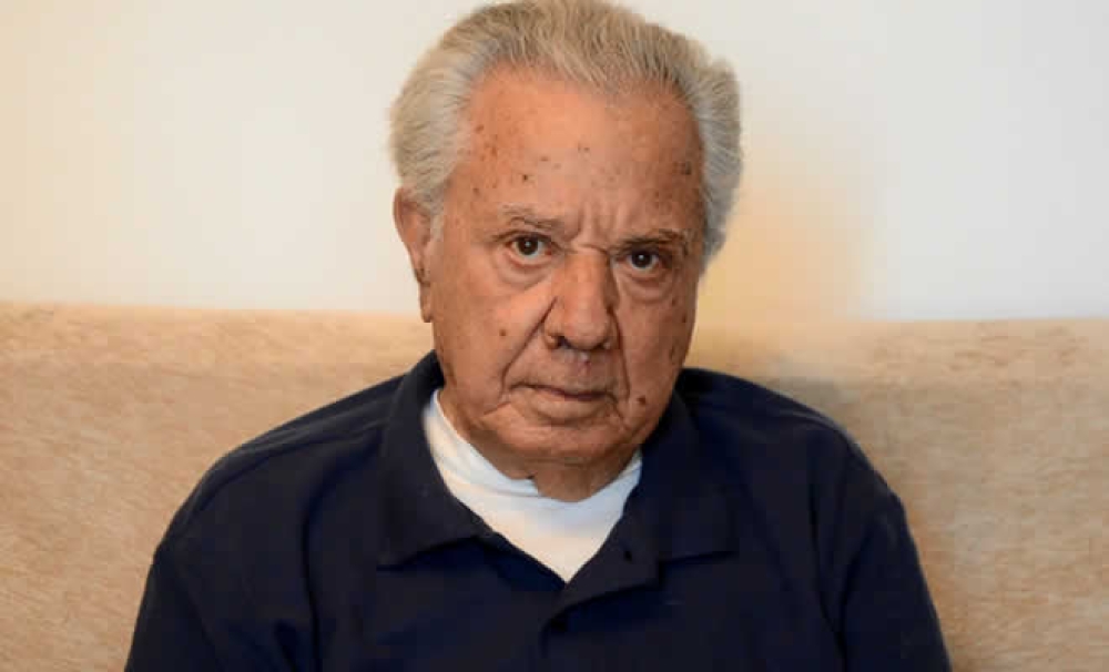 &Tau;&omicron; &delta;&iota;&kappa;ό &sigma;&alpha;&sigmaf; &sigma;&chi;ό&lambda;&iota;&omicron;: &Mu;&iota;&alpha; &pi;&alpha;&rho;&alpha;&kappa;&alpha;&tau;&alpha;&theta;ή&kappa;&eta;