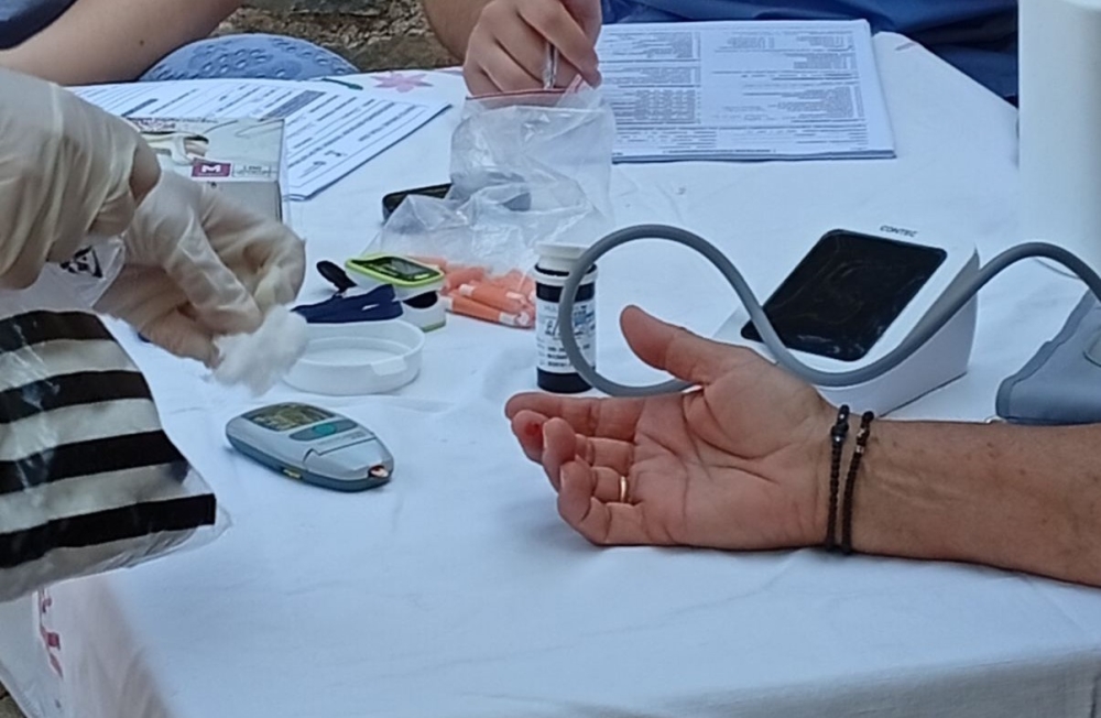 &Delta;&omega;&rho;&epsilon;ά&nu; έ&lambda;&epsilon;&gamma;&chi;&omicron;&iota; &upsilon;&gamma;&epsilon;ί&alpha;&sigmaf; &sigma;&epsilon; &tau;&rho;ί&alpha; &chi;&omega;&rho;&iota;ά &tau;&omicron;&upsilon; &Delta;ή&mu;&omicron;&upsilon; &Sigma;&pi;ά&rho;&tau;&eta;&sigmaf;