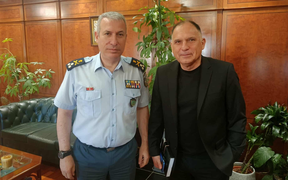 &Sigma;&upsilon;&nu;ά&nu;&tau;&eta;&sigma;&eta; &Nu;. &Kappa;&rho;&eta;&tau;&iota;&kappa;&omicron;ύ &mu;&epsilon; &tau;&omicron;&nu; &Alpha;&rho;&chi;&eta;&gamma;ό &tau;&eta;&sigmaf; &Epsilon;&Lambda;.&Alpha;&Sigma;. &gamma;&iota;&alpha; &zeta;&eta;&tau;ή&mu;&alpha;&tau;&alpha; &tau;&eta;&sigmaf; &Lambda;&alpha;&kappa;&omega;&nu;ί&alpha;&sigmaf;