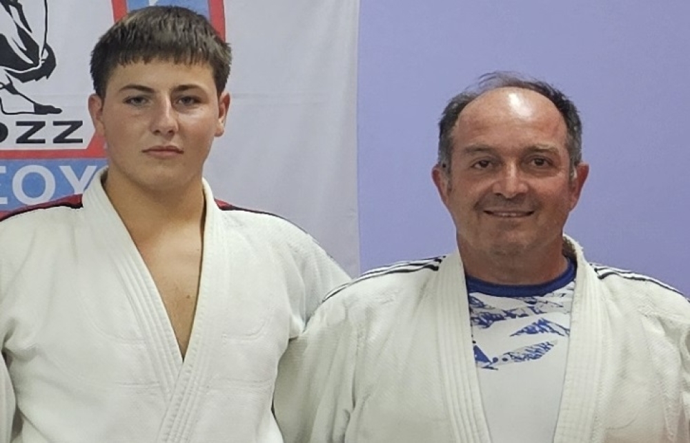 &Sigma;&tau;&eta;&nu; &Tau;&alpha;ϊ&lambda;ά&nu;&delta;&eta; &mu;&epsilon; ό&nu;&epsilon;&iota;&rho;&alpha; &gamma;&iota;&alpha; &delta;&iota;&epsilon;&theta;&nu;ή &delta;&iota;ά&kappa;&rho;&iota;&sigma;&eta; &laquo;&Nu;&iota;&kappa;&omicron;&kappa;&lambda;ή&sigmaf;&raquo; &kappa;&alpha;&iota; &Gamma;. &Tau;&sigma;&omicron;&rho;&omicron;&mu;ώ&kappa;&omicron;&sigmaf;