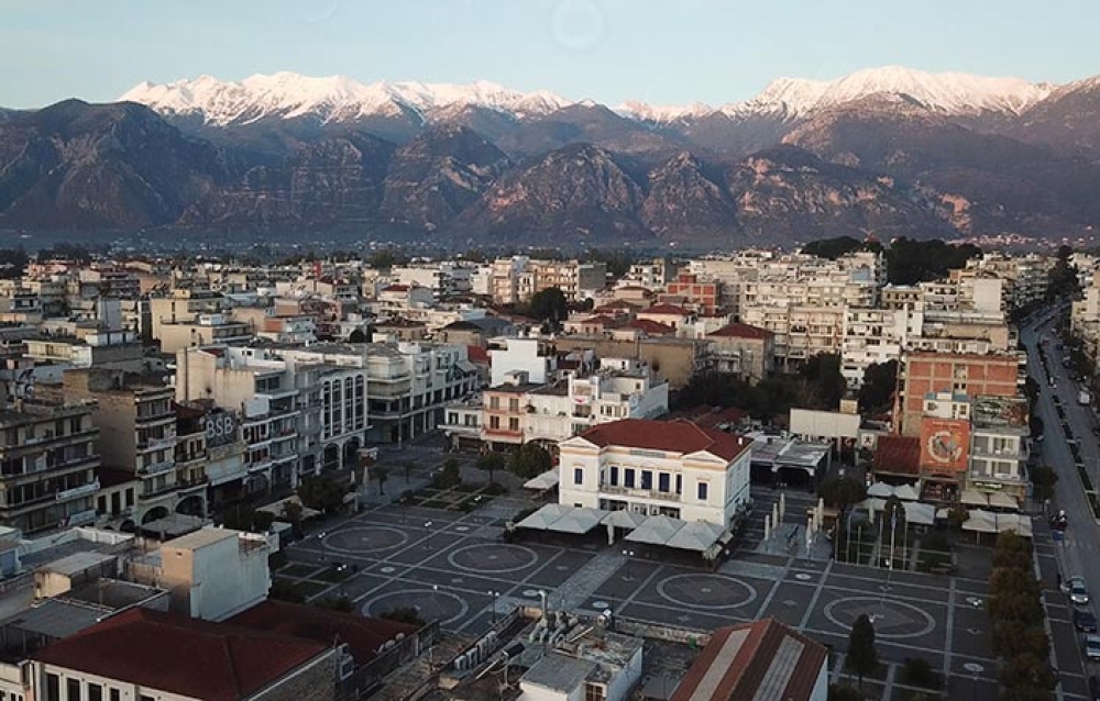 &laquo;&Delta;&iota;&alpha;&delta;&rho;&omicron;&mu;έ&sigmaf; &sigma;&tau;&eta;&nu; &pi;ό&lambda;&eta;&raquo;: &Mu;&alpha;&theta;&eta;&tau;έ&sigmaf; &alpha;&nu;&alpha;&kappa;&alpha;&lambda;ύ&pi;&tau;&omicron;&upsilon;&nu; &tau;&eta; &Sigma;&pi;ά&rho;&tau;&eta; &mu;έ&sigma;&alpha; &alpha;&pi;ό έ&nu;&alpha;&nu; &xi;&epsilon;&chi;&omega;&rho;&iota;&sigma;&tau;ό &pi;&epsilon;&rho;ί&pi;&alpha;&tau;&omicron;