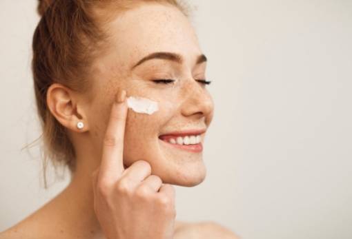 Τι χρειάζεται πραγματικά το δέρμα σου τώρα το καλοκαίρι