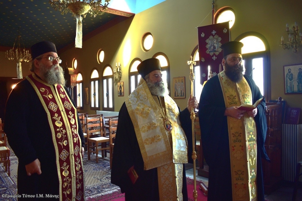 &Tau;&rho;&iota;&sigma;ά&gamma;&iota;&omicron; &gamma;&iota;&alpha; &tau;&alpha; &theta;ύ&mu;&alpha;&tau;&alpha; &tau;&omega;&nu; &Tau;&epsilon;&mu;&pi;ώ&nu;  &tau;έ&lambda;&epsilon;&sigma;&epsilon; &omicron; &Mu;&eta;&tau;&rho;&omicron;&pi;&omicron;&lambda;ί&tau;&eta;&sigmaf; &Mu;ά&nu;&eta;&sigmaf;