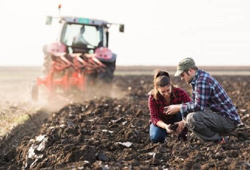 Νέοι αγρότες: Έως 42.500 ευρώ η ενίσχυση