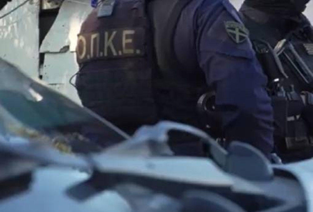 &Pi;έ&nu;&tau;&epsilon; &sigma;&upsilon;&lambda;&lambda;ή&psi;&epsilon;&iota;&sigmaf; &sigma;&epsilon; &Mu;&omicron;&lambda;ά&omicron;&upsilon;&sigmaf; &kappa;&alpha;&iota; &Alpha;&rho;&epsilon;ό&pi;&omicron;&lambda;&eta;