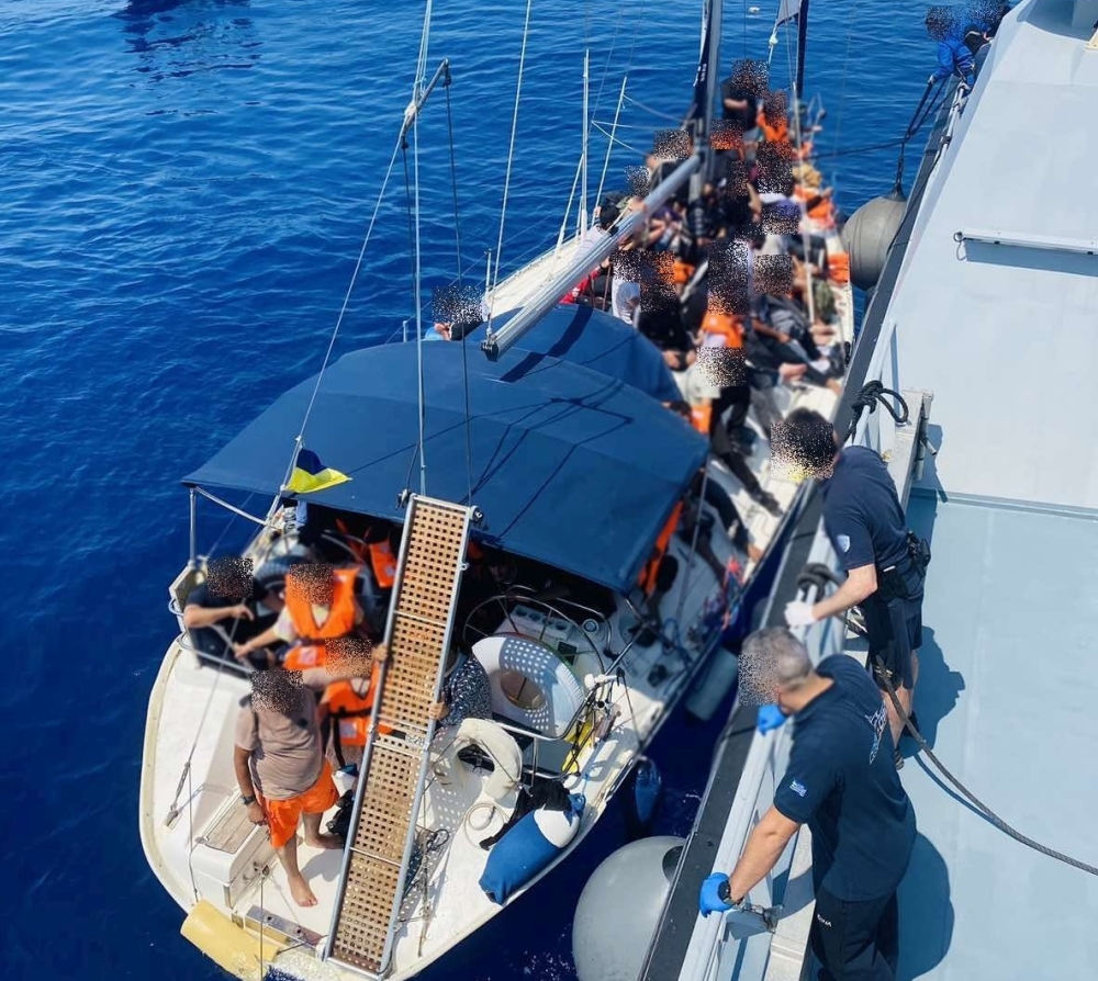 &Pi;&rho;&omicron;&phi;&upsilon;&lambda;&alpha;&kappa;ί&sigma;&tau;&eta;&kappa;&alpha;&nu; &omicron;&iota; &delta;&iota;&alpha;&kappa;&iota;&nu;&eta;&tau;έ&sigmaf; &tau;&omega;&nu; &mu;&epsilon;&tau;&alpha;&nu;&alpha;&sigma;&tau;ώ&nu; &sigma;&tau;&omicron; &Tau;&alpha;ί&nu;&alpha;&rho;&omicron;