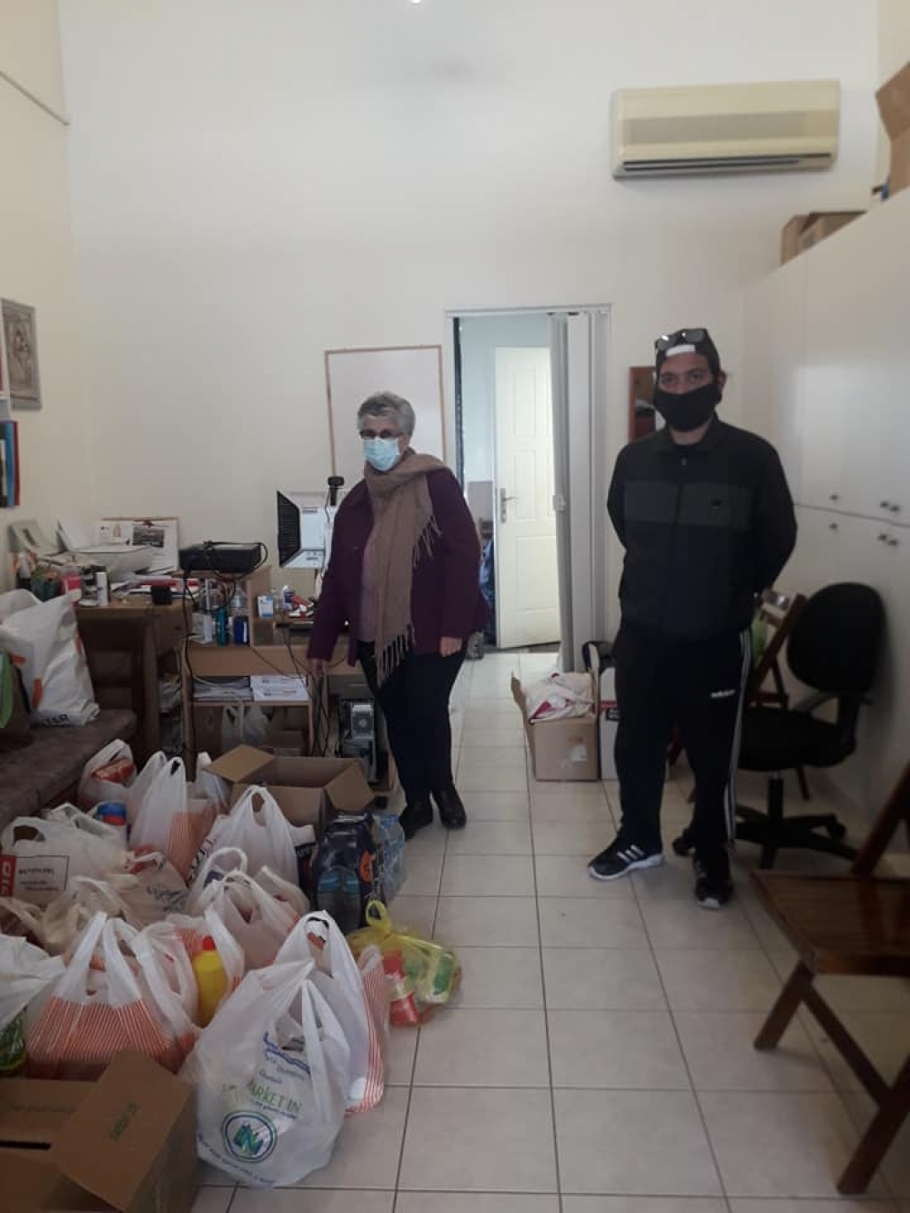 &Epsilon;&Theta;&Omicron;&Lambda;: &laquo;&Sigma;&alpha;&sigmaf; &epsilon;&upsilon;&chi;&alpha;&rho;&iota;&sigma;&tau;&omicron;ύ&mu;&epsilon; &gamma;&iota;&alpha; &tau;&eta;&nu; &upsilon;&pi;&omicron;&sigma;&tau;ή&rho;&iota;&xi;&eta;&raquo;