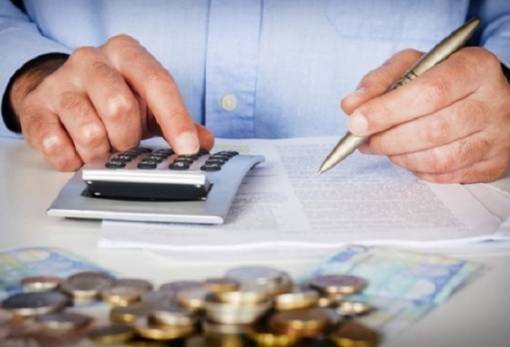 Ελεύθεροι επαγγελματίες: Ποιοι δηλώνουν ζημιές και εισόδημα κάτω από 1.000 ευρώ