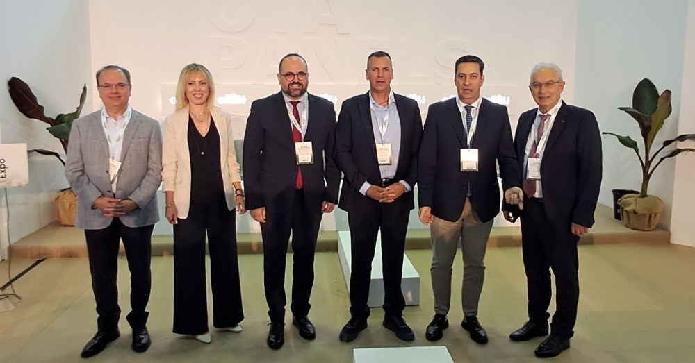 &Sigma;&tau;&eta;&nu; &laquo;Attica Green Expo 2025&raquo; &sigma;&upsilon;&mu;&mu;&epsilon;&tau;&epsilon;ί&chi;&epsilon; &omicron; &Delta;ή&mu;&omicron;&sigmaf; &Sigma;&pi;ά&rho;&tau;&eta;&sigmaf;