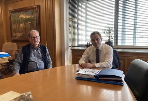 Τα προβλήματα στην ελαιοπαραγωγή και η αναβίωση της σηροτροφίας