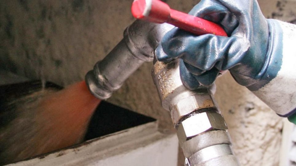 &Pi;&epsilon;&tau;&rho;έ&lambda;&alpha;&iota;&omicron; &theta;έ&rho;&mu;&alpha;&nu;&sigma;&eta;&sigmaf;: &Kappa;ά&nu;&epsilon;&iota; &laquo;&pi;&rho;&epsilon;&mu;&iota;έ&rho;&alpha;&raquo; &sigma;&tau;&iota;&sigmaf; 15 &Omicron;&kappa;&tau;&omega;&beta;&rho;ί&omicron;&upsilon; &mu;&epsilon; &chi;&alpha;&mu;&eta;&lambda;ό&tau;&epsilon;&rho;&eta; &tau;&iota;&mu;ή &alpha;&pi;ό &pi;έ&rho;&upsilon;&sigma;&iota;