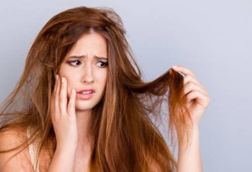 5 τρόποι να μην κάψεις ξανά τα μαλλιά με την ισιωτική