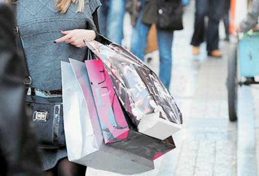 Ανοιχτά τα καταστήματα όλο το χρόνο στις τουριστικές περιοχές της Λακωνίας