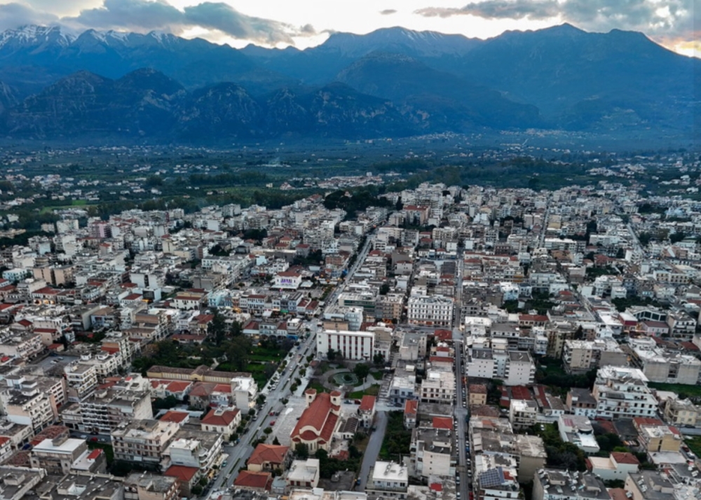 &Sigma;&pi;ά&rho;&tau;&eta; &sigma;&epsilon; &alpha;&nu;&omicron;&iota;&chi;&tau;ή &gamma;&rho;&alpha;&mu;&mu;ή  &mu;&epsilon; &tau;&eta;&nu; &Epsilon;&upsilon;&rho;ώ&pi;&eta;