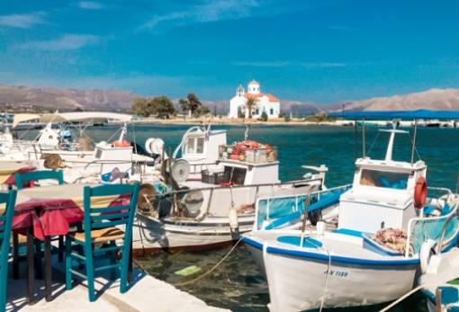 Ελαφόνησος: Το γαλαζοπράσινο «σμαράγδι» της Λακωνίας